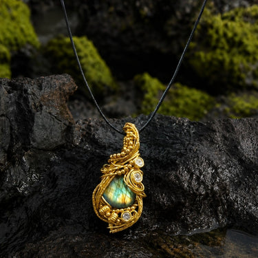 Harvest Blessing Labradorite Pendant